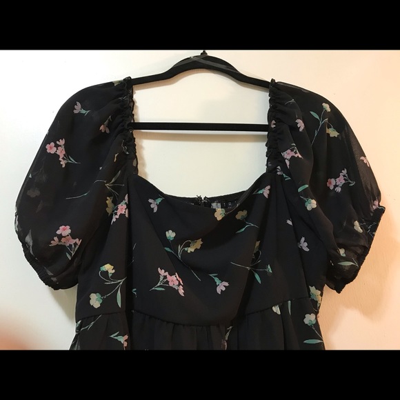 Mini Dress - Picture 4 of 6